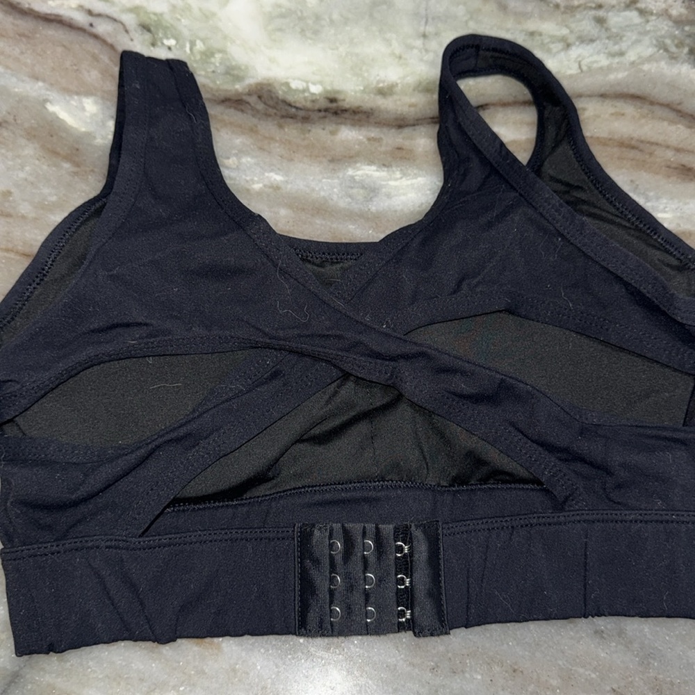 Sports bra - Picture 2 of 2